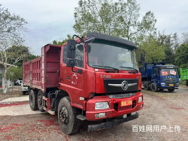 准新东风25吨户前二后六提升桥五开门自卸车
